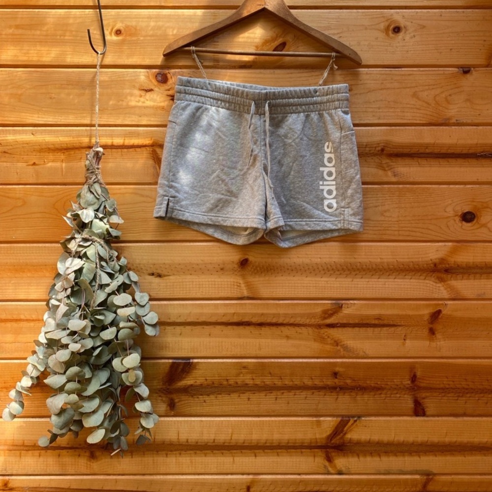 Adidas Women's Gray Shorts Adidas sweat shorts size small women’s